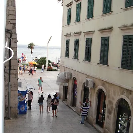 Gostinjska kuća Old Town 3*