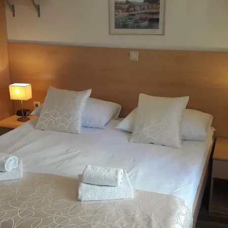 Gostinjska kuća Old Town